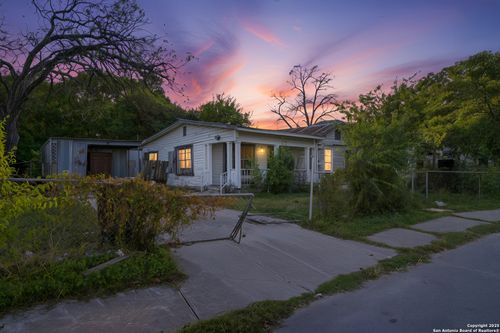 4234 San Luis St, San Antonio, TX, 78237-2105 | Card Image