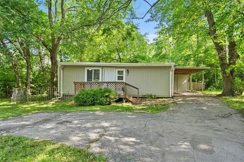 10 W 98th St, Kansas City, MO, 64114-4114 | Card Image