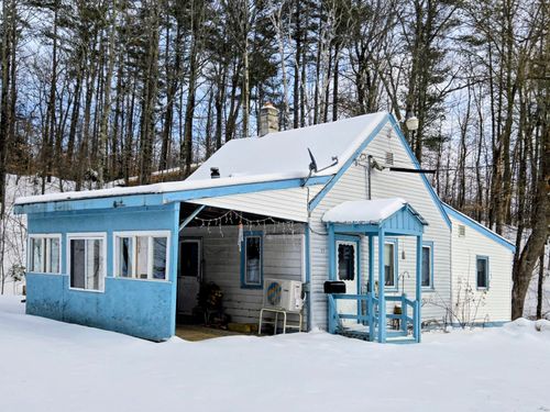 372 River Road, Avon, ME, 04966 | Card Image