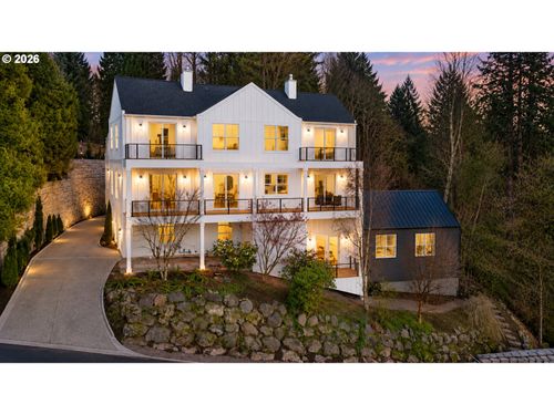 290 Sw Moonridge Pl, Portland, OR, 97225-6466 | Card Image