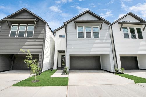 105 Frawley St, Houston, TX, 77009-3225 | Card Image