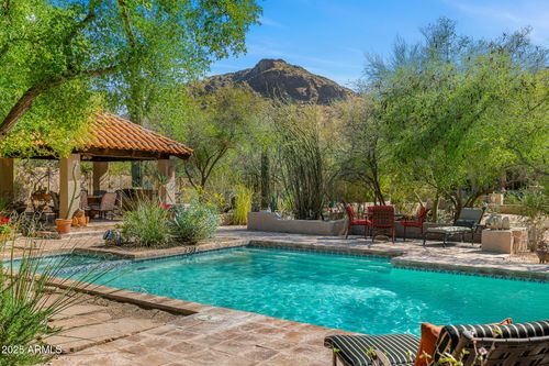 6301 N Camelback Manor Dr, Paradise Valley, AZ, 85253-4113 | Card Image