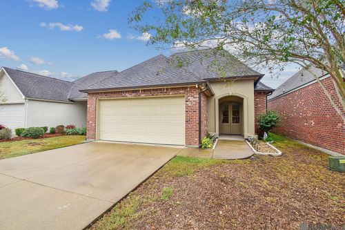 7916 Seville Ct, Baton Rouge, LA, 70820-6520 | Card Image