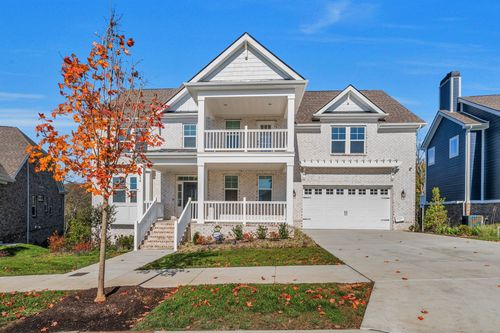 820 Westchester Cir, Hendersonville, TN, 37075-4028 | Card Image