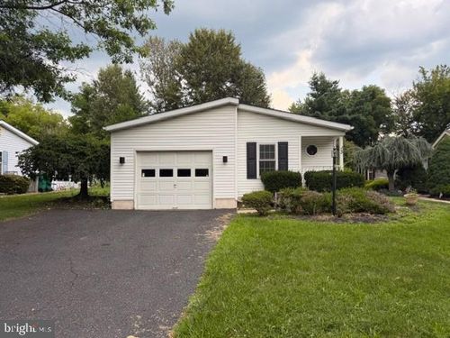 3 Williams Way, Sellersville, PA, 18960-2842 | Card Image