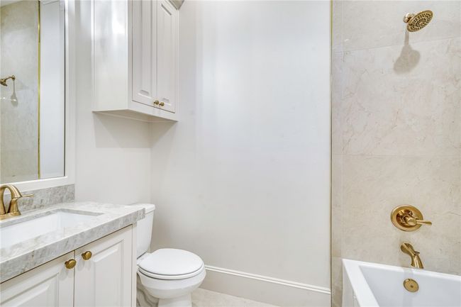 secondary bathroom | Image 25