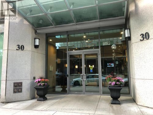 3607-30 Grand Trunk Cres, Toronto, ON, M5J3A4 | Card Image