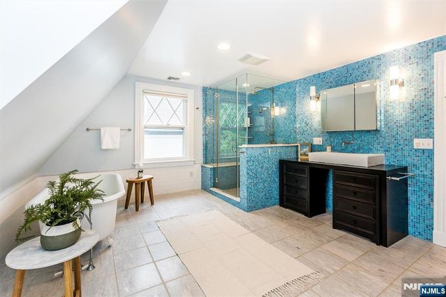12 Winsor Pl, House other with 5 bedrooms, 5 bathrooms and null parking in Glen Ridge NJ | Image 35