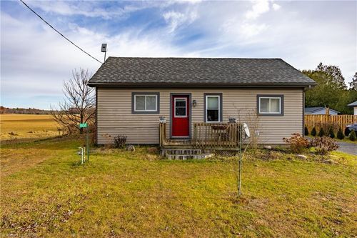 1538 Forestry Farm Rd, Langton, ON, N0E1G0 | Card Image