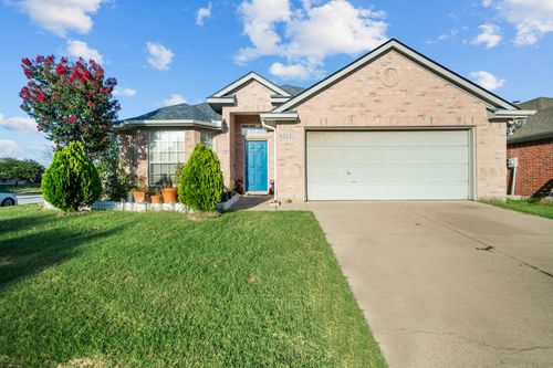6812 Bear Hollow Ln, Watauga, TX, 76137-4732 | Card Image