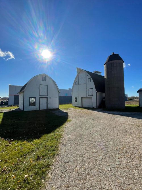 95199 Bluemound Rd, Pewaukee, WI, 53072 | Card Image