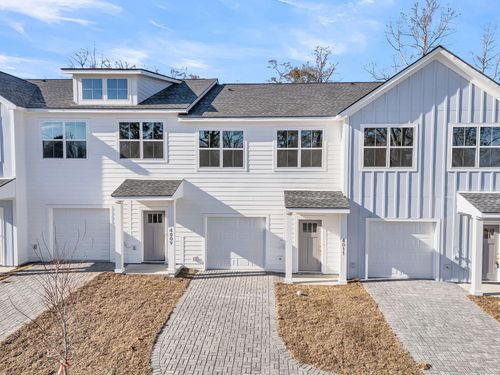 4011 Gravely Avenue, North Charleston, SC, 29405 | Card Image