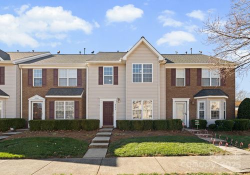 9245 Washam Potts Rd, Cornelius, NC, 28031-6108 | Card Image