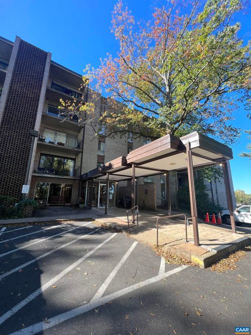 203-511 1st St N, CHARLOTTESVILLE, VA, 22902 | Card Image