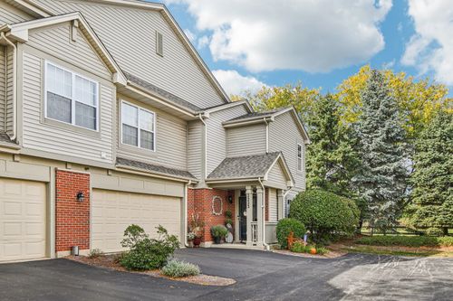 2223 Rockefeller Dr, Geneva, IL, 60134-4707 | Card Image