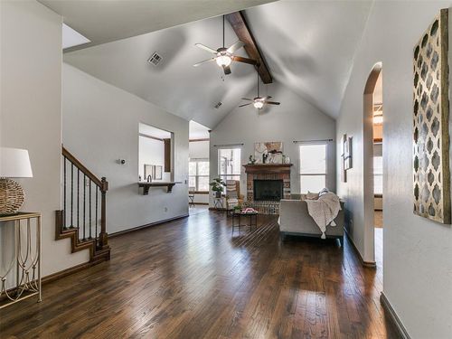 18204 Bridlington Dr, Edmond, OK, 73012-5503 | Card Image