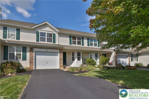 286 Park Ridge Dr, Forks Twp, PA, 18040-7963 | Card Image