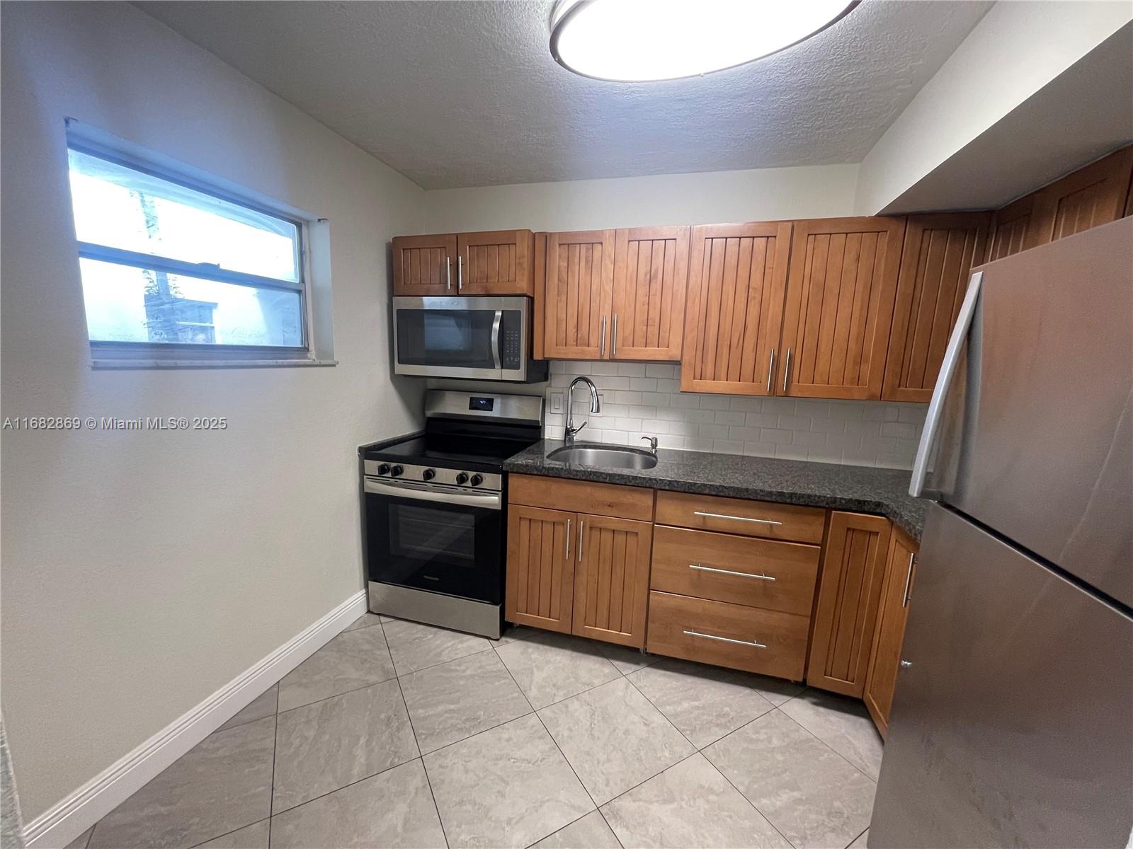 Residential in Sunrise 5