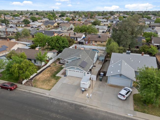 1045 Clover Ln, House other with 3 bedrooms, 0 bathrooms and null parking in Hanford CA | Image 25