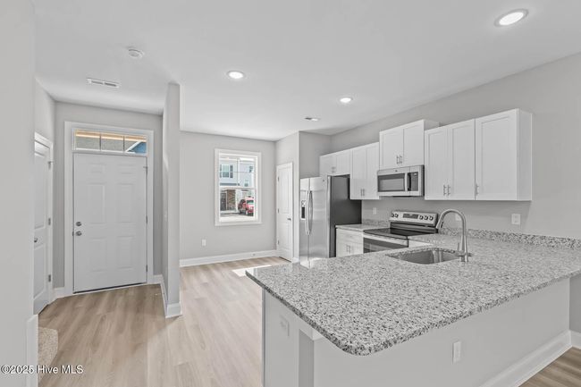 327 Starfish Ln, Townhouse with 3 bedrooms, 4 bathrooms and null parking in N Topsail Beach NC | Image 8