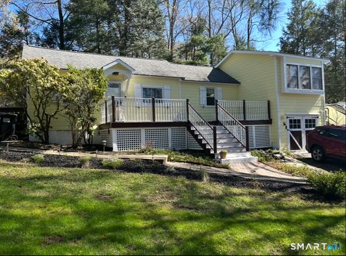 16 Flak Ln, New Fairfield, CT, 06812-2407 | Card Image