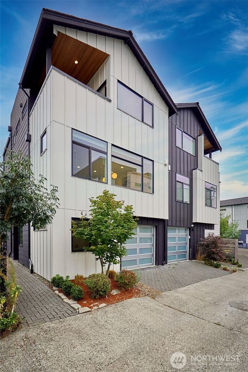 b-8333 13th Ave Nw, Seattle, WA, 98117-4206 | Card Image