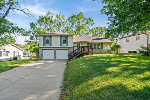10602 E 79th Ter, Raytown, MO, 64138-2221 | Card Image