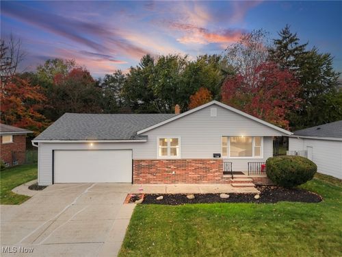 7180 Marko Ln, Parma, OH, 44134-5438 | Card Image