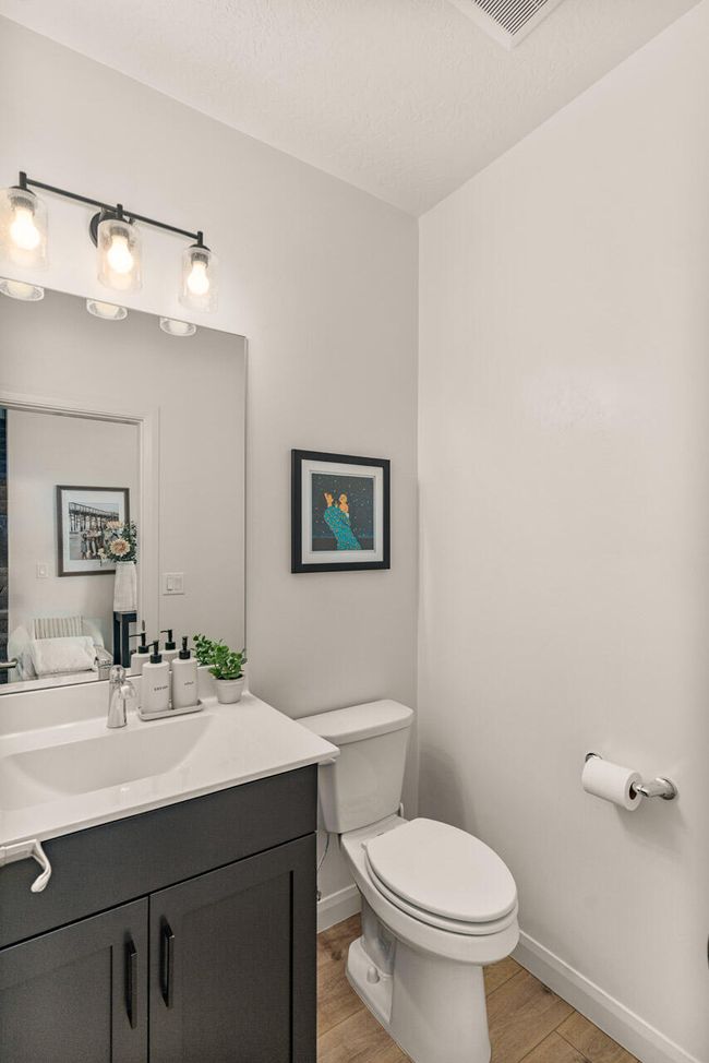 Front Half Bathroom | Image 28