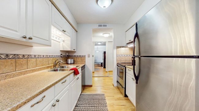 Hardwood floors | Image 8