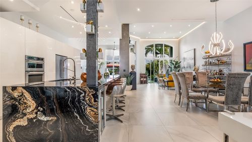 66-21205 Ne 38th Ave, Aventura, FL, 33180-4027 | Card Image