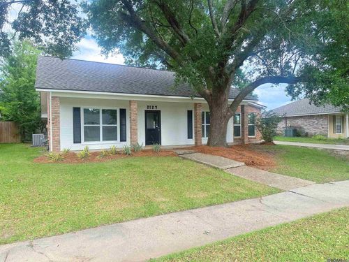 2127 Elkwood Ave, Baton Rouge, LA, 70816-3210 | Card Image