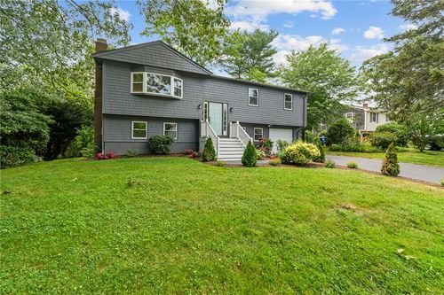 7 Antony Ave, Bristol, RI, 02809-3501 | Card Image
