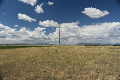 1 Capitan St, Moriarty, NM, 87035-5371 | Card Image