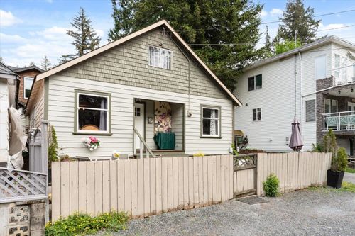 253 1st Ave, Cultus Lake, BC, V2R4Z2 | Card Image