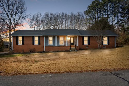 127 Sam Davis Dr, Springfield, TN, 37172-4408 | Card Image