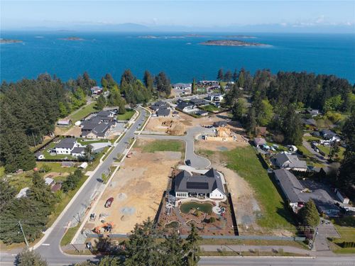 7116 Ocean Blue Pl, Lantzville, BC, V0R2H0 | Card Image