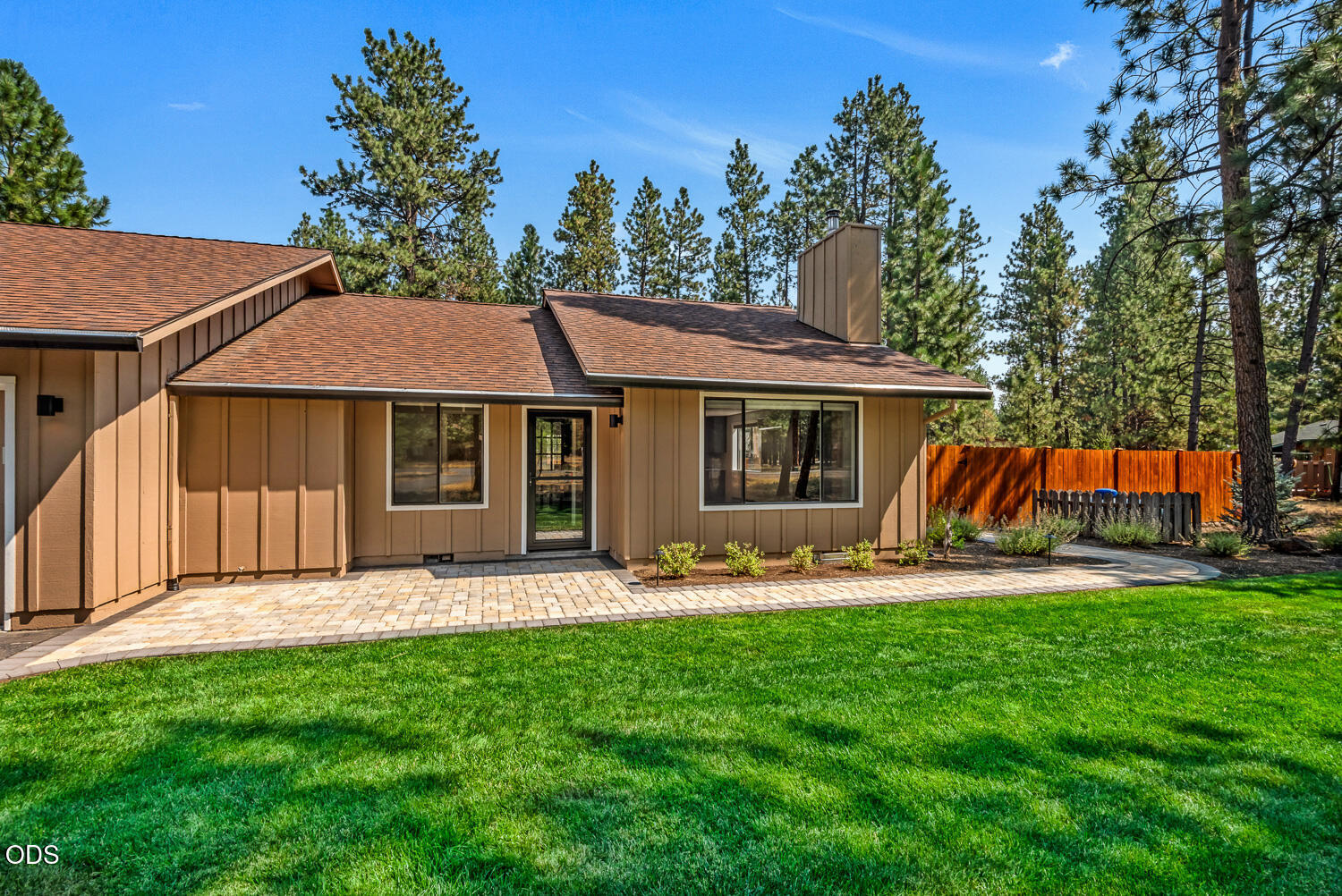 Residential in Sisters 5