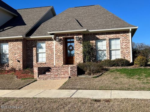 49 Ashburn Woods Ave, Natchez, MS, 39120-7004 | Card Image