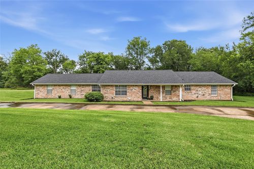 906 Standley Road, Madisonville, TX, 77864 | Card Image