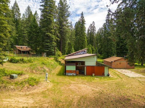 330 Juanita Ln, Elk, WA, 99009 | Card Image