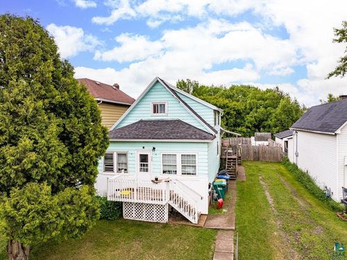 328 S 57th Ave W, Duluth, MN, 55807-2315 | Card Image
