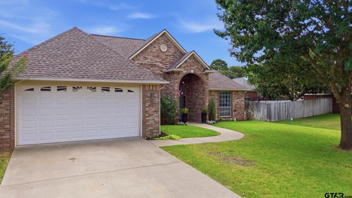104 Charles Dr, Lindale, TX, 75771-3535 | Card Image