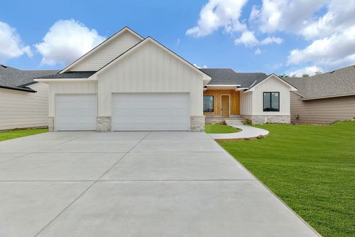 403 N Fielding St, Derby, KS, 67037-7833 | Card Image