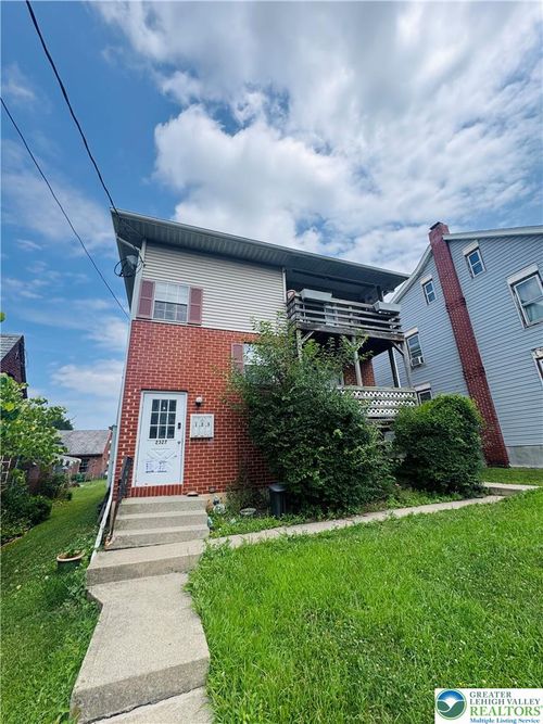 2-2327 S 4th St, Allentown, PA, 18103-7584 | Card Image
