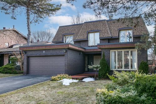 9 Apollo Drive, North York, ON, M3B2G7 | Card Image