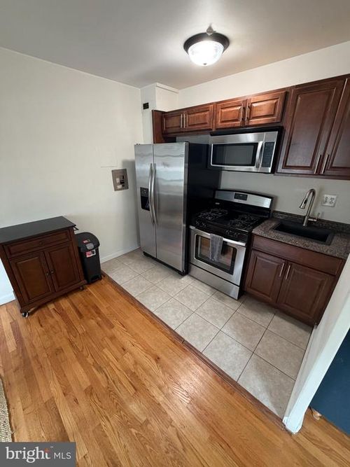504-1200 S Arlington Ridge Rd, ARLINGTON, VA, 22202-1948 | Card Image