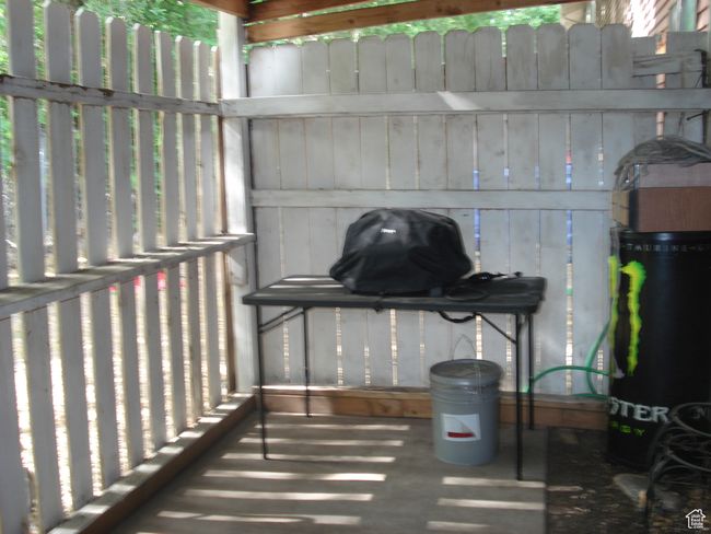 View of outside enclosure | Image 25