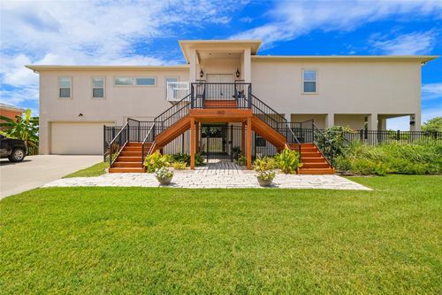 202 Debbie Ln, San Leon, TX, 77539-1936 | Card Image