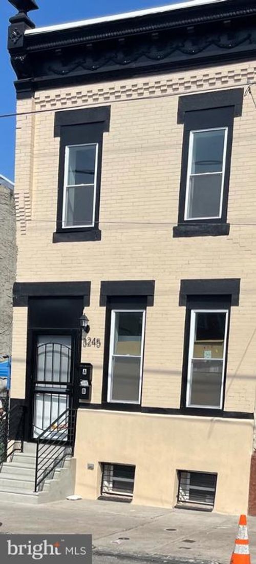 3245 N 6th St, Philadelphia, PA, 19140-5613 | Card Image